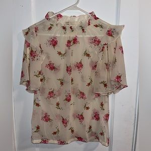 Blouse with flower designs
